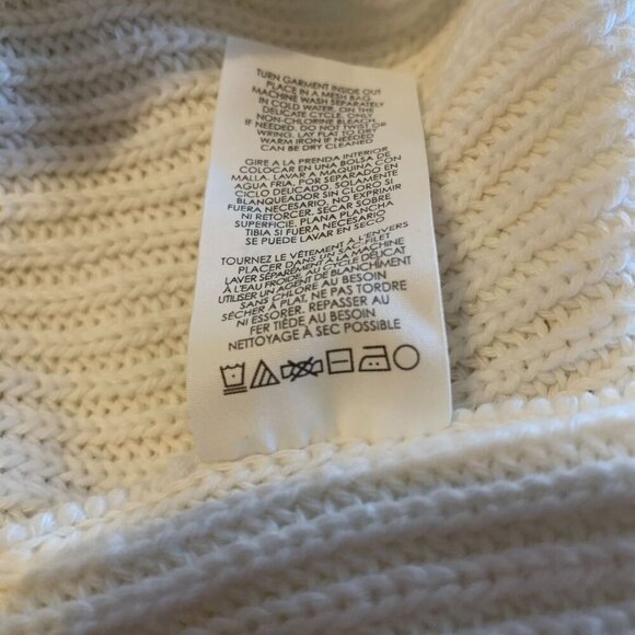 Cabi Womens Ace Pullover 5639 White Red Navy Knit V-Neck Sz M Yacht Tennis Money - Picture 11 of 11